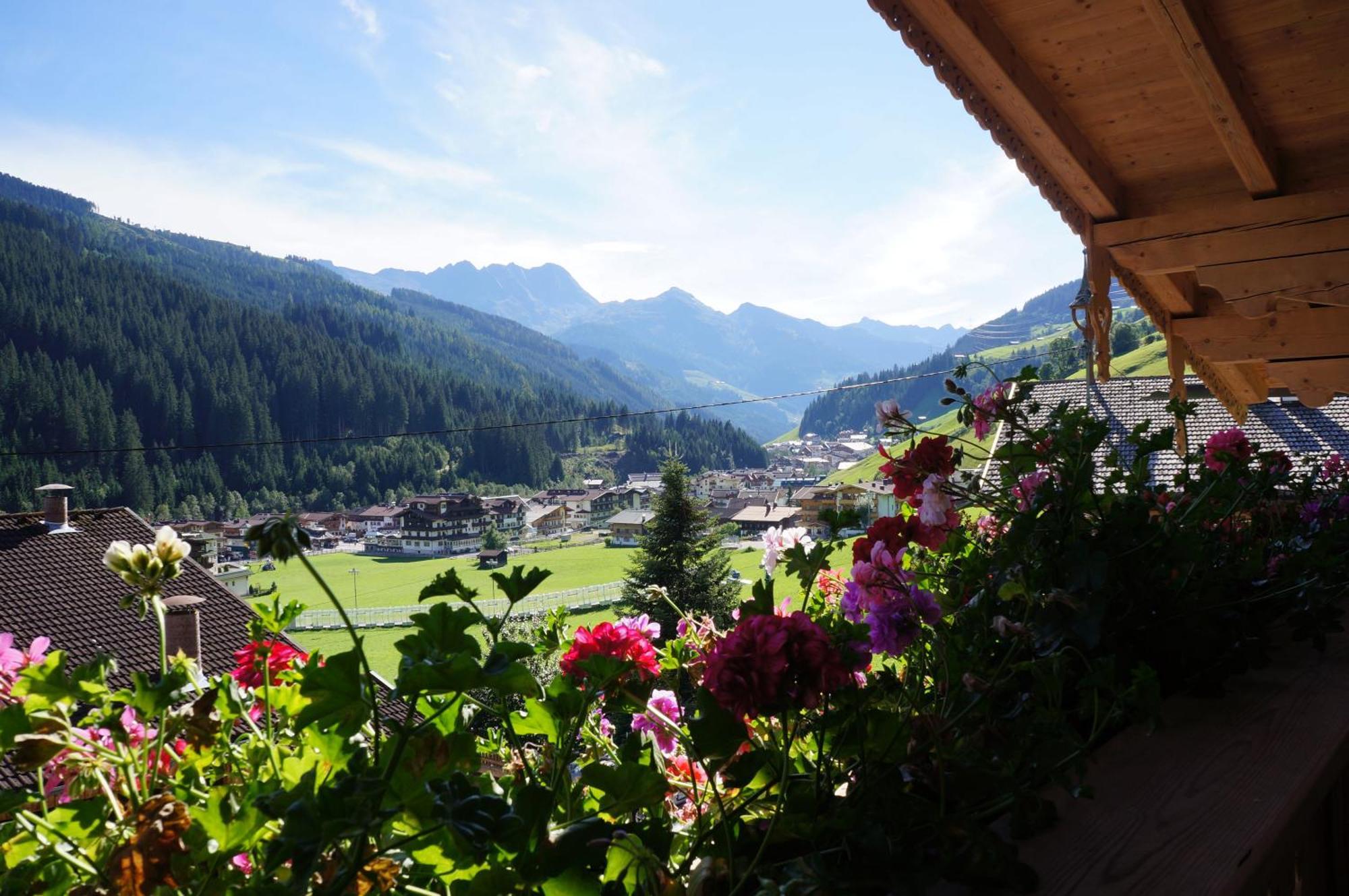 Haus Dorfblick Otel Gerlos Dış mekan fotoğraf